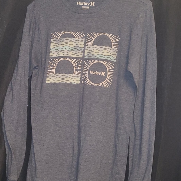 Hurley Tops - Hurley Ocean Sunrise Longsleeve Shirt Small